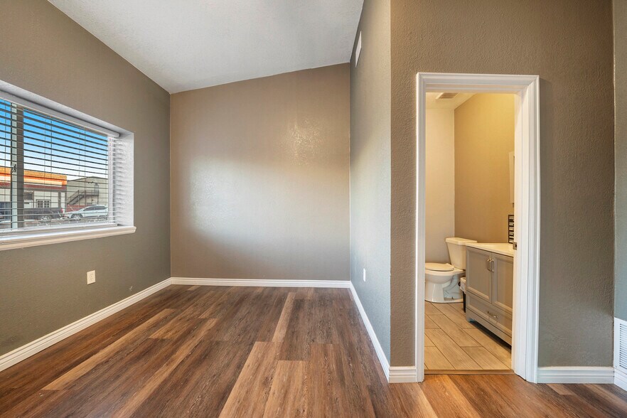 103 Main St, La Salle, CO à vendre - Photo du bâtiment - Image 3 de 9