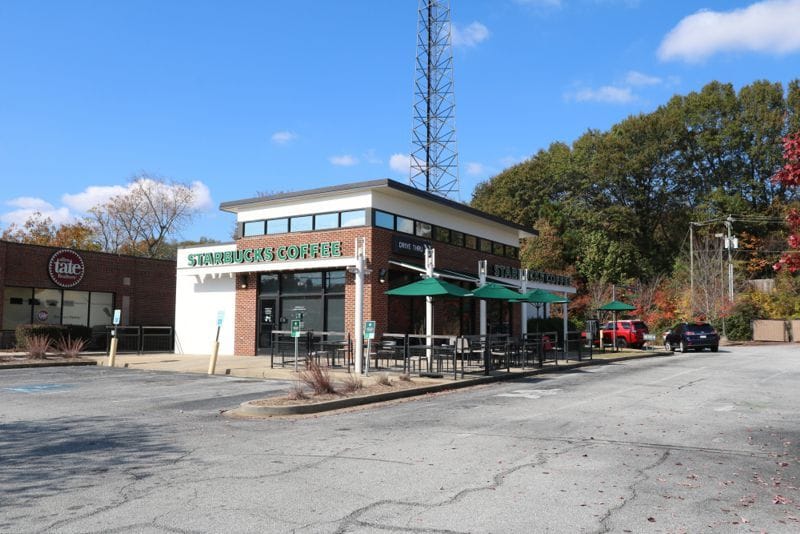 1378-1380 W Wade Hampton Blvd, Greer, SC for sale - Building Photo - Image 2 of 3