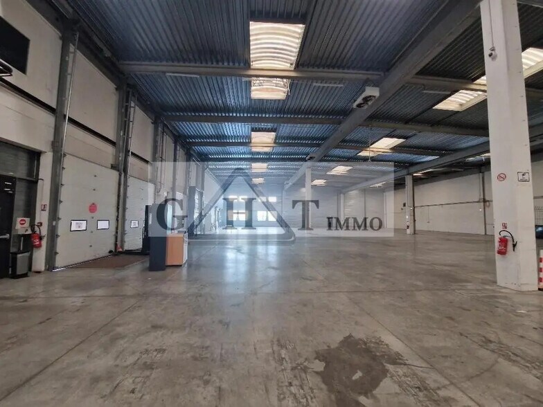 Industrial in Ivry-sur-Seine for lease - Interior Photo - Image 3 of 9