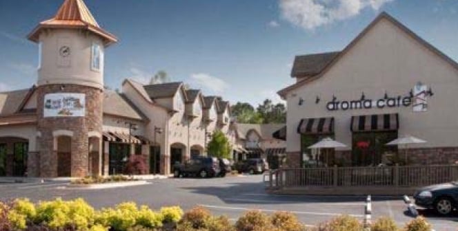 2655 N Cobb Pky, Kennesaw, GA for lease Primary Photo- Image 1 of 37