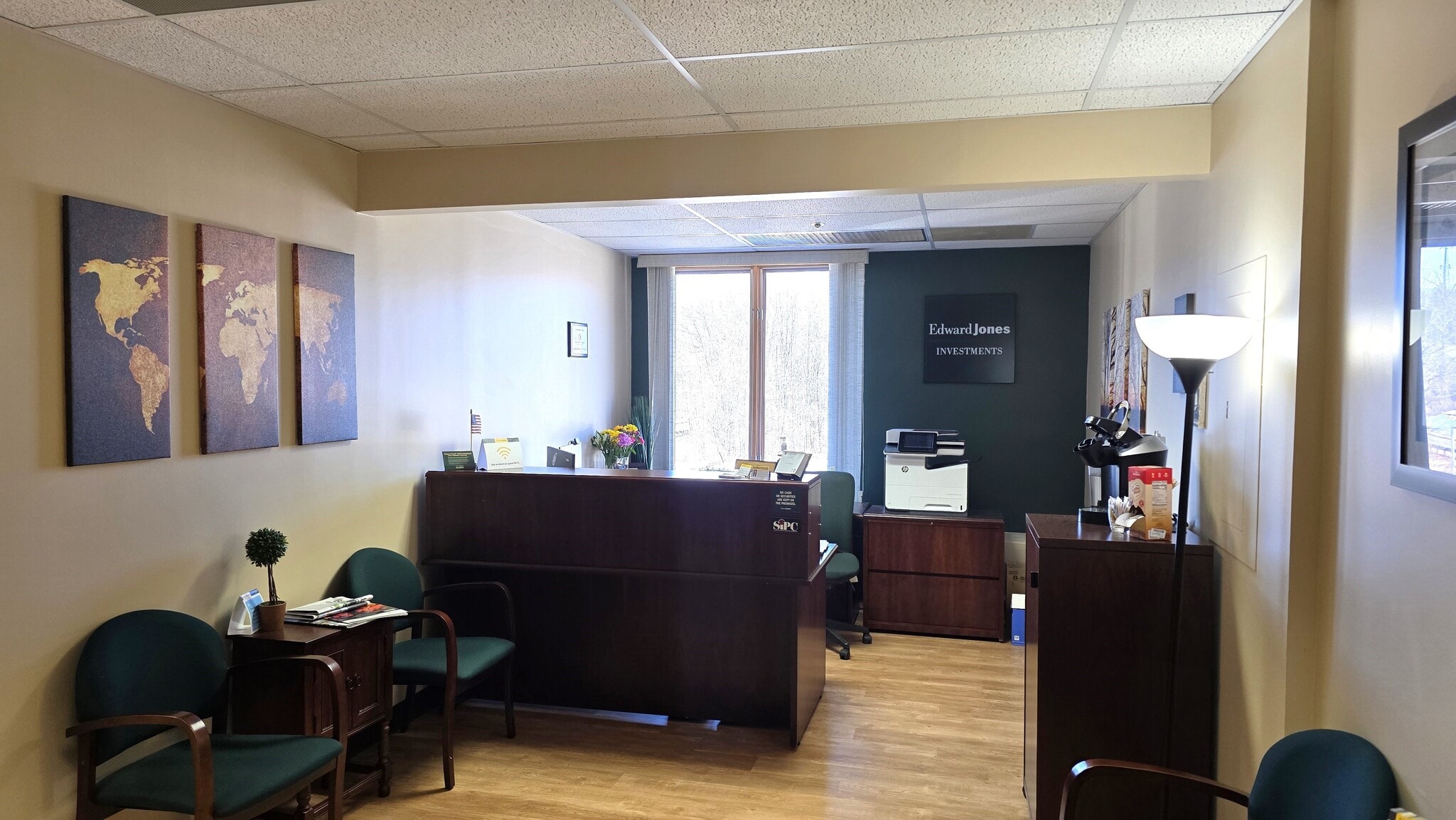 850 Straits Tpke, Middlebury, CT for lease Interior Photo- Image 1 of 4