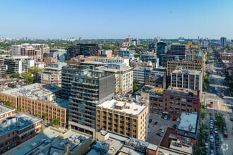 468 King St W, Toronto, ON - AERIAL  map view