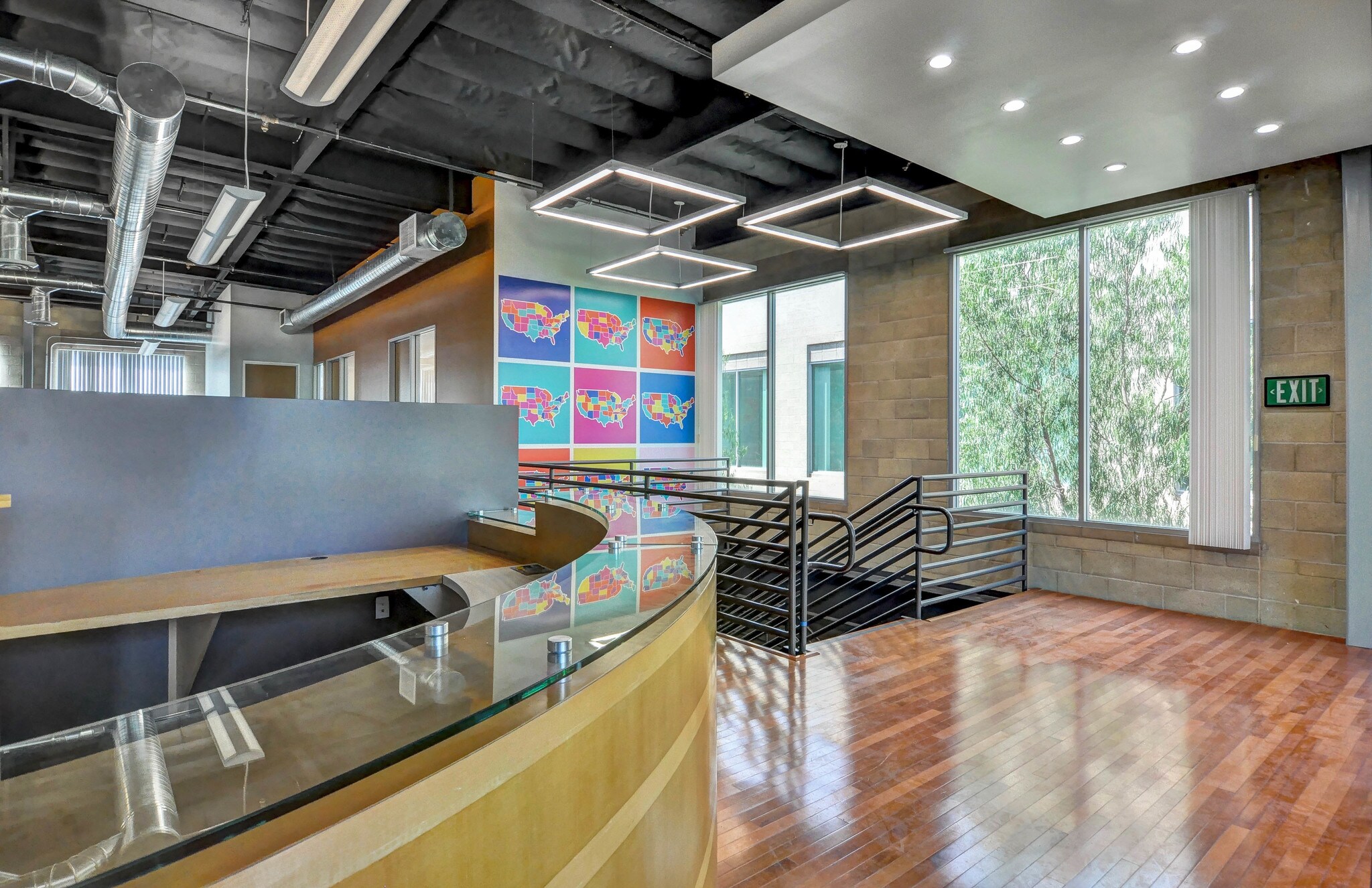 8961 Research Dr, Irvine, CA à vendre Photo intérieure- Image 1 de 1