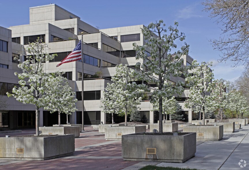 550 E South Temple, Salt Lake City, UT à louer - Photo du bâtiment - Image 3 de 8