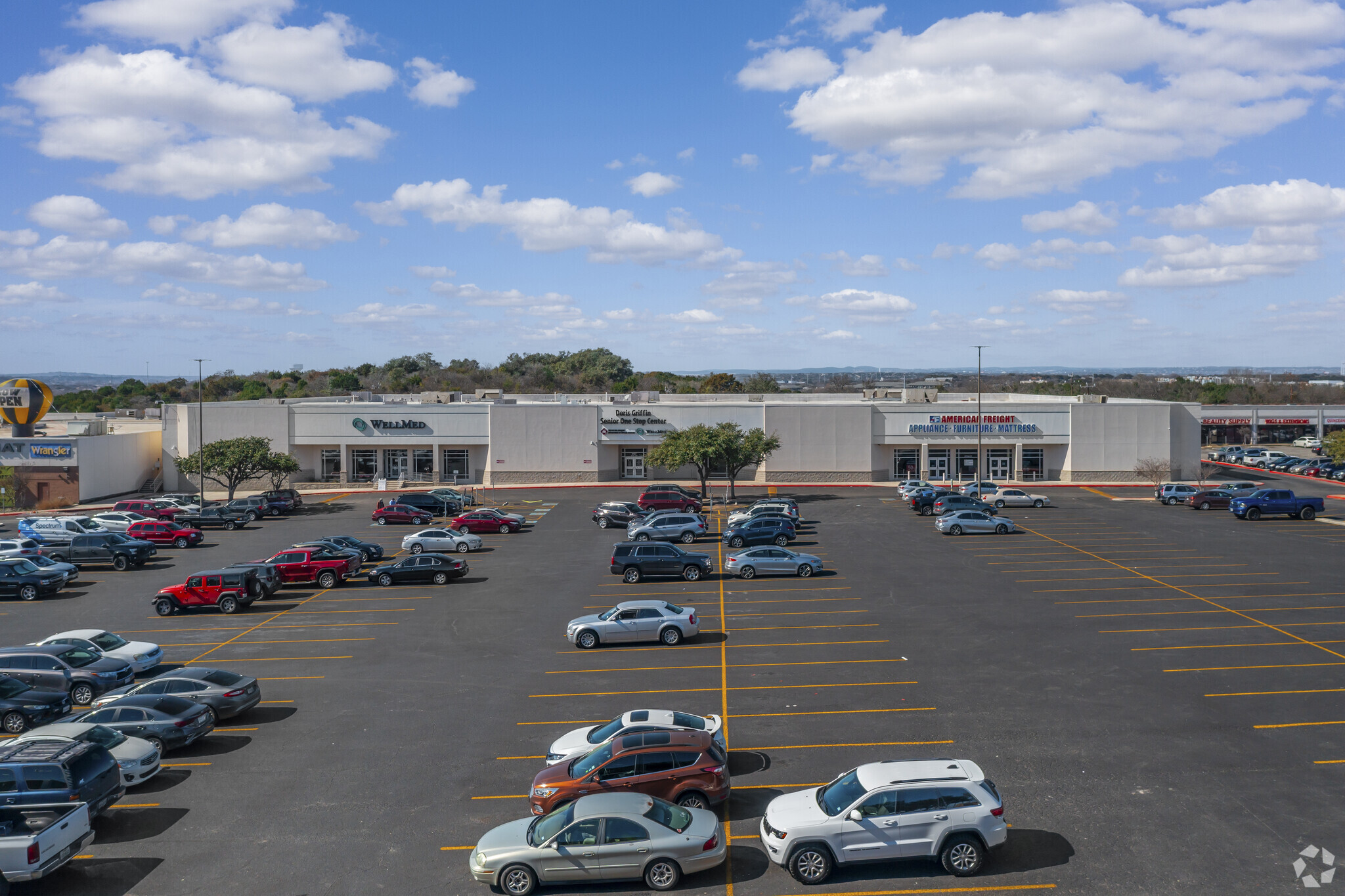 6157 NW Loop 410, San Antonio, TX for lease Primary Photo- Image 1 of 7