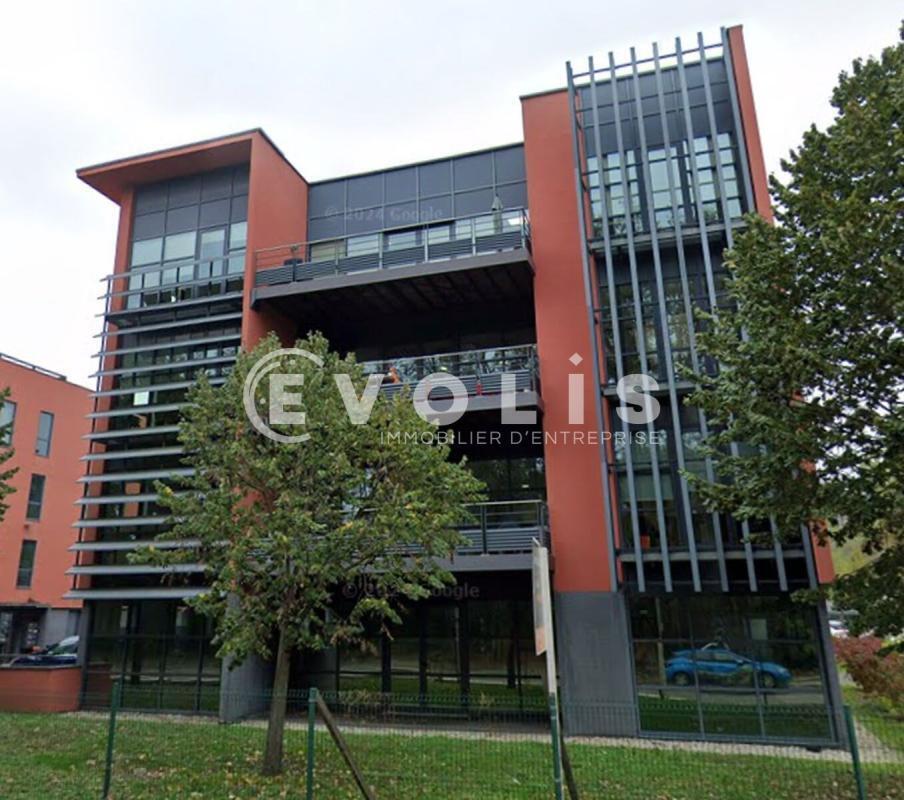 15-23 Avenue De Poumeyrol, Caluire-et-Cuire for lease Building Photo- Image 1 of 12