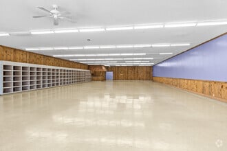 2727 W Hillsboro Blvd, Deerfield Beach, FL for lease Interior Photo- Image 2 of 11