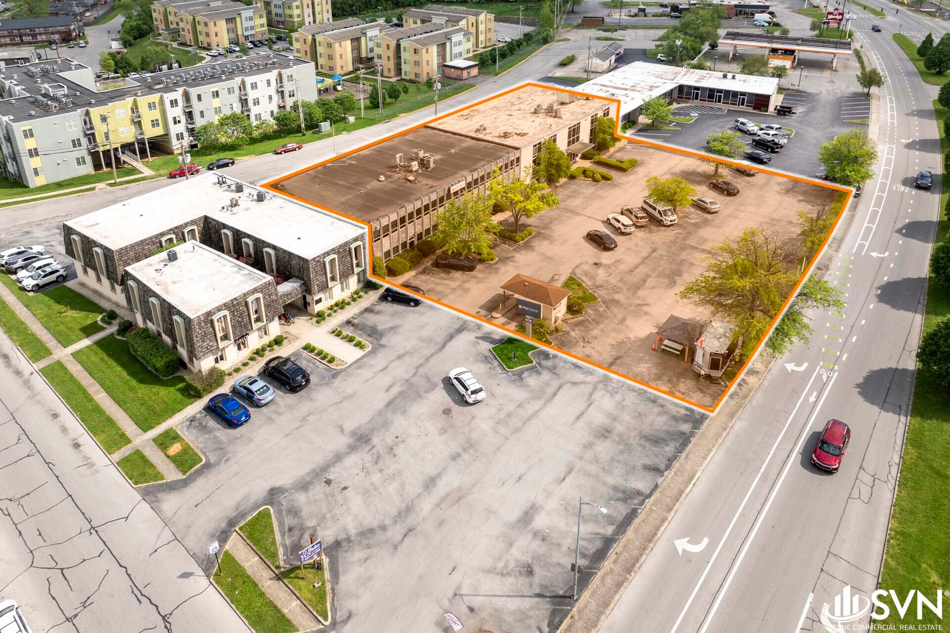 1718 Alexandria Dr, Lexington, KY for sale Primary Photo- Image 1 of 1