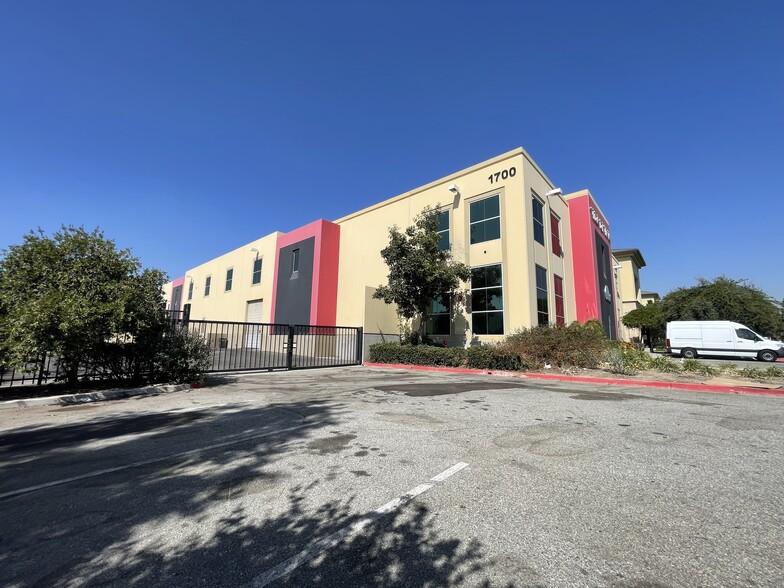 1700 S Milliken Ave, Ontario, CA for lease - Building Photo - Image 2 of 5