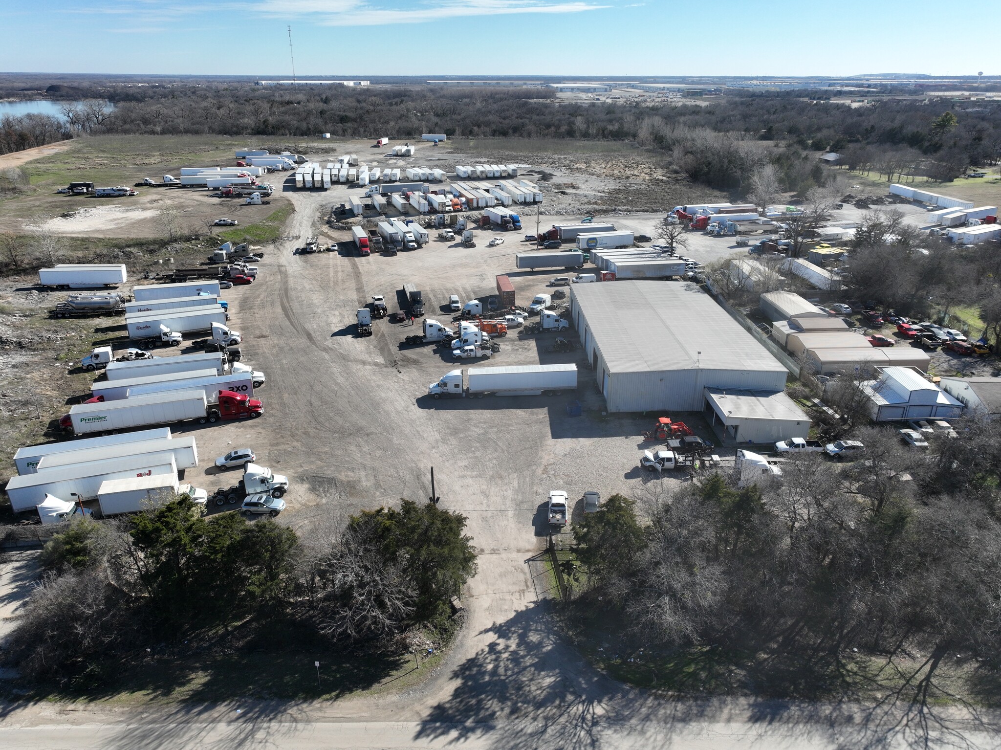 1700 Dowdy Ferry Rd, Hutchins, TX à vendre Photo du bâtiment- Image 1 de 1