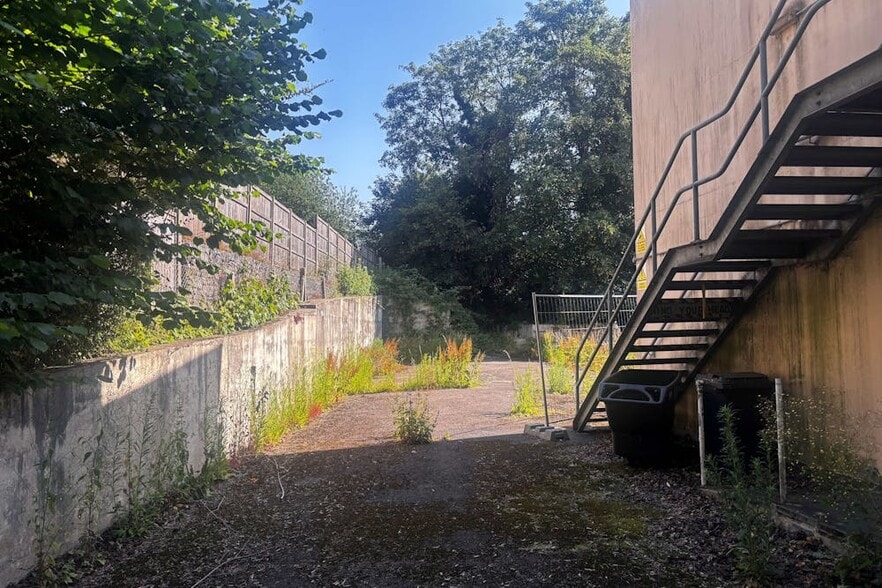 Merrywalks, Stroud à vendre - Photo du bâtiment - Image 3 de 4
