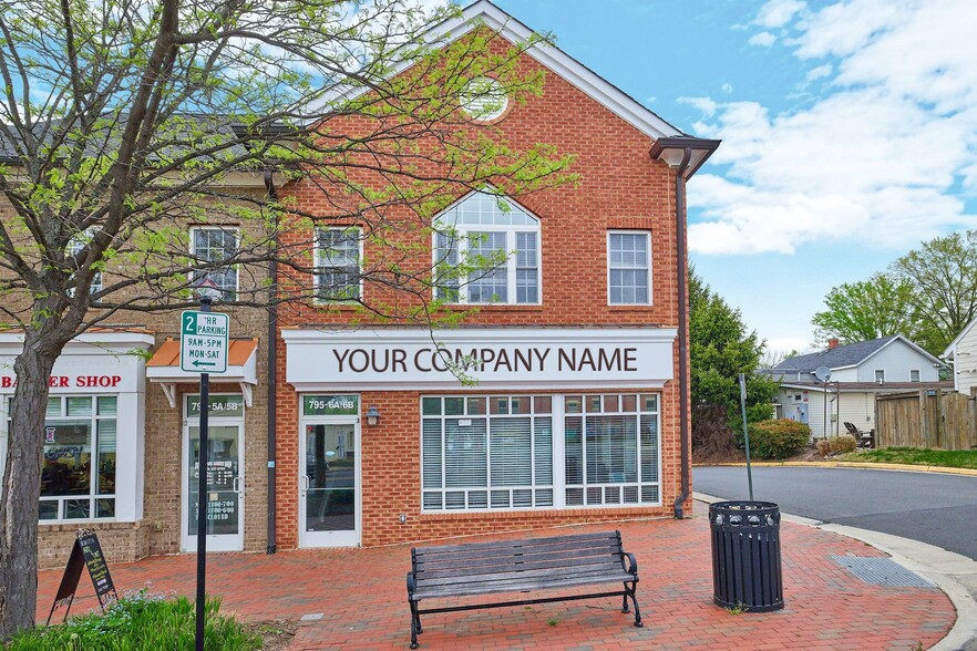 795 Center St, Herndon, VA for sale - Building Photo - Image 1 of 1