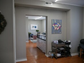 280 Mamaroneck Ave, White Plains, NY for lease Interior Photo- Image 2 of 2