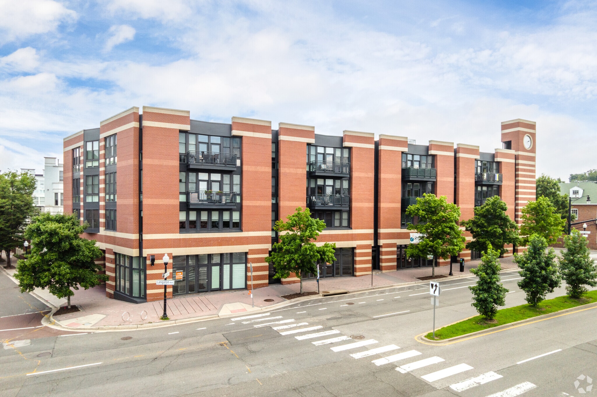 3800 Lee Hwy, Arlington, VA for lease Primary Photo- Image 1 of 4