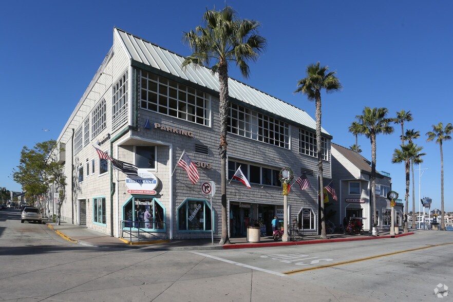 309 Palm St, Newport Beach, CA à louer - Photo du bâtiment - Image 1 de 9