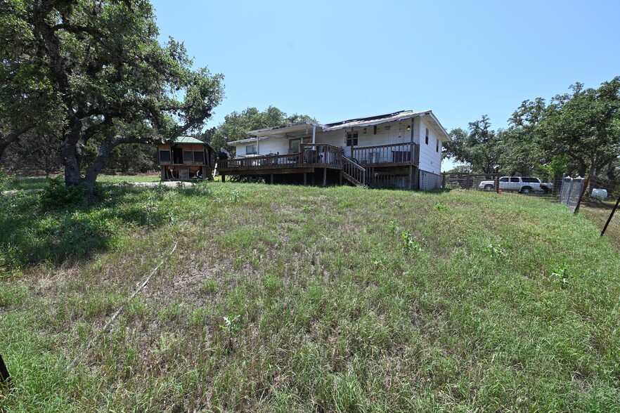 27358 Bulverde Rd, San Antonio, TX à vendre - Photo principale - Image 1 de 4