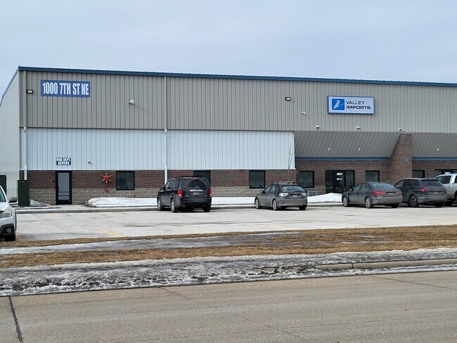 Plus de détails pour 1000 7th Street NE, West Fargo, ND - Industriel à louer