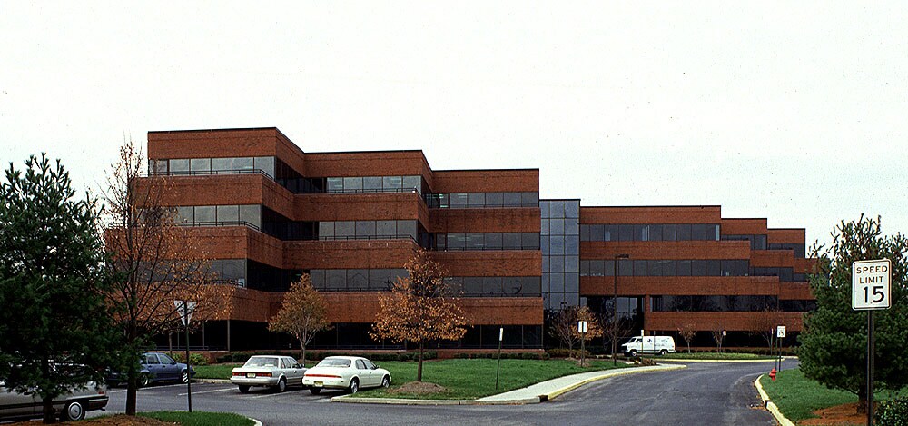 1120 Rt 73, Mount Laurel, NJ à louer Photo principale- Image 1 de 13