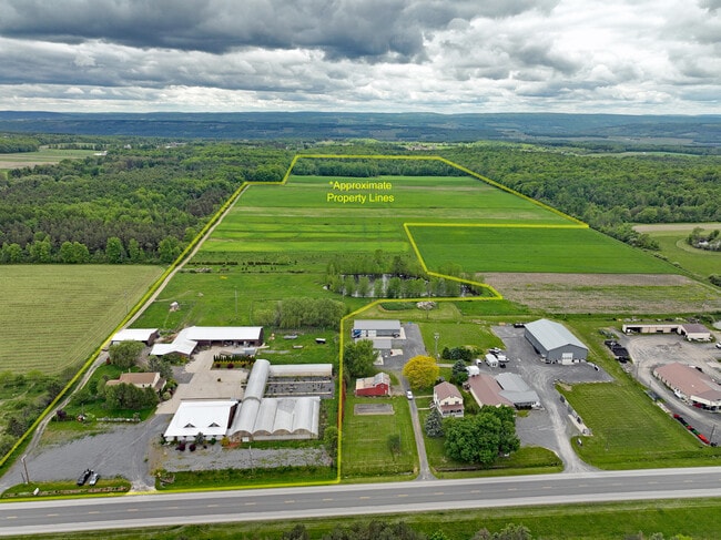 Plus de détails pour 4172 Route 14A, Penn Yan, NY - Commerce de détail à vendre