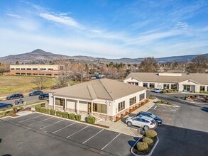 3144 State St, Medford, OR for lease Interior Photo- Image 1 of 36