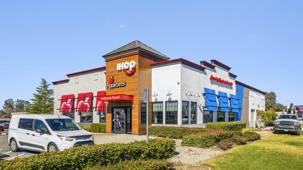 2160 Feather River Blvd, Oroville, CA à vendre - Photo du bâtiment - Image 3 de 7