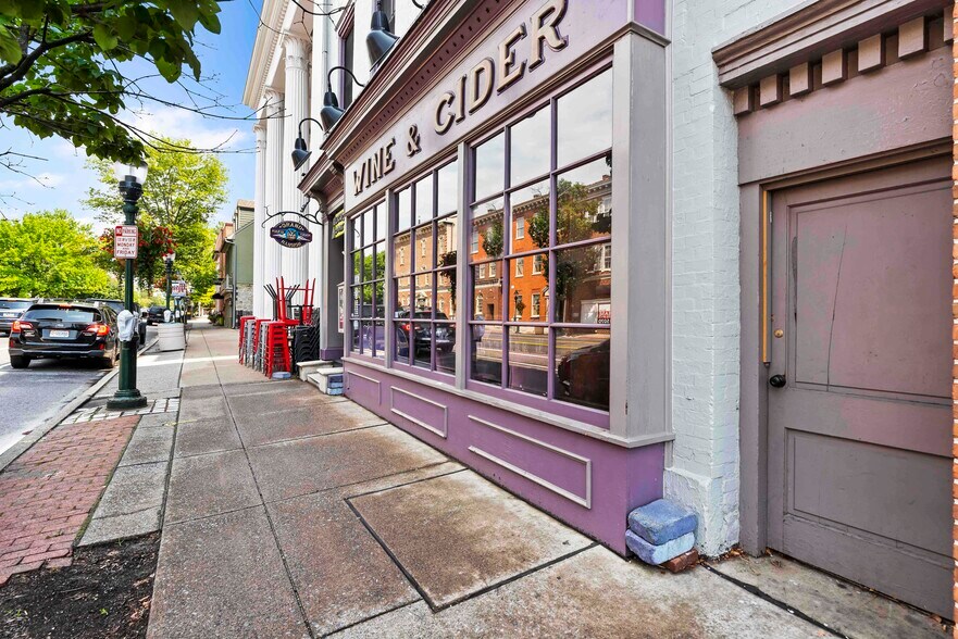 26 W High St, Carlisle, PA à vendre - Photo du bâtiment - Image 2 de 19