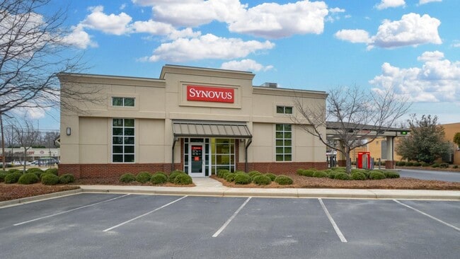 Plus de détails pour 2800 Wade Hampton Blvd, Taylors, SC - Commerce de détail à vendre