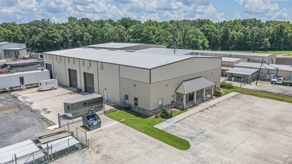 35260 Highway 30, Geismar, LA for lease - Building Photo - Image 1 of 11
