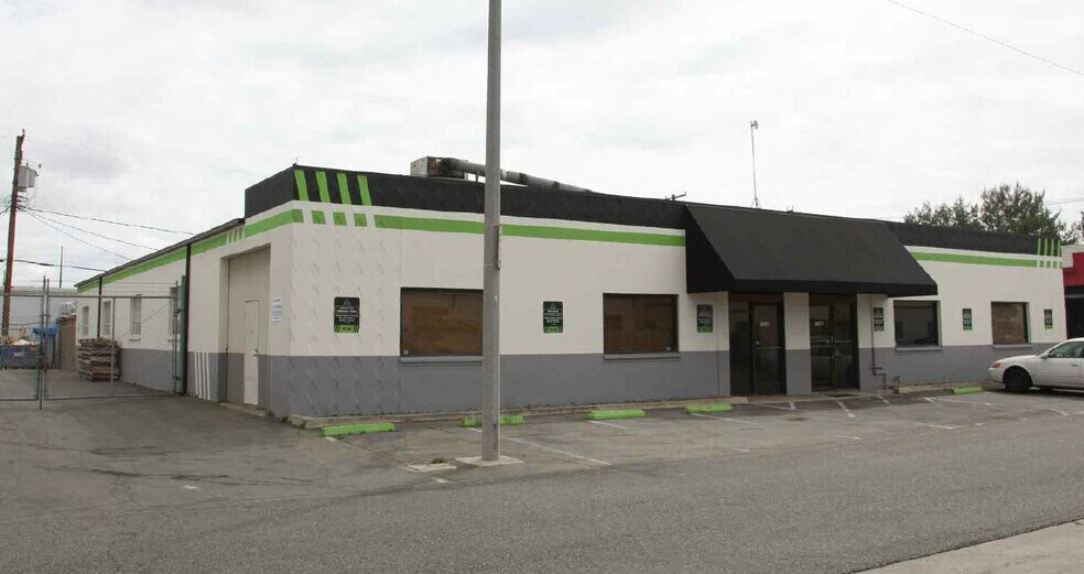 7542-7552 Acacia Ave, Garden Grove, CA à vendre - Photo principale - Image 2 de 3