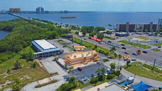 Plus de détails pour 13050 N Cleveland Ave, North Fort Myers, FL - Commerce de détail à louer