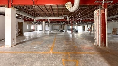 210 Pomeroy Ave, Meriden, CT for lease Interior Photo- Image 2 of 10