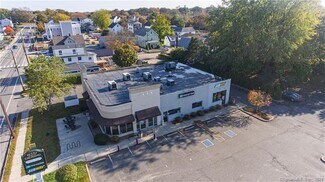 Plus de détails pour 42 Williams Ave, Mystic, CT - Commerce de détail à louer