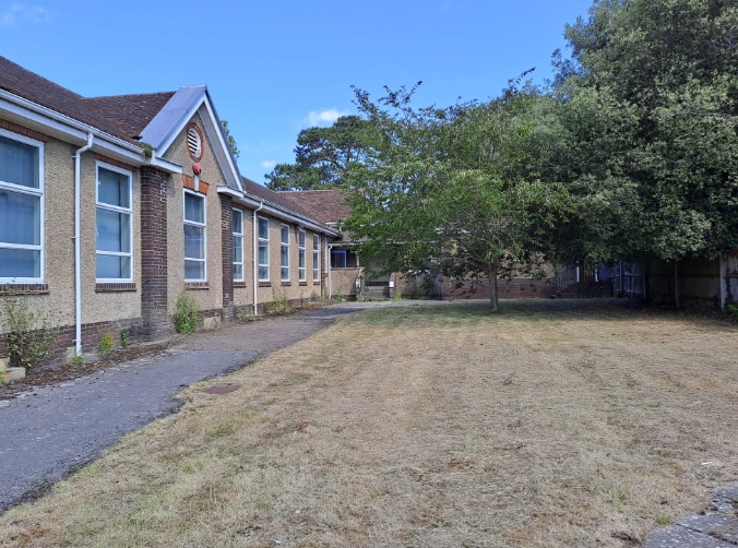 27 Mountfield Rd, Lewes for sale - Building Photo - Image 3 of 4