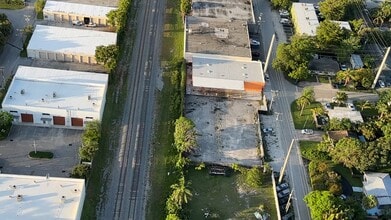 1636 NE 12th Ter, Fort Lauderdale, FL for lease - Commercial Listing Video