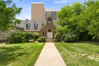 915 N Oakland St, Arlington, VA à louer Photo intérieure- Image 1 de 40