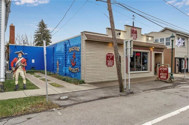 More details for 113 Lockport St, Youngstown, NY - Retail for Sale