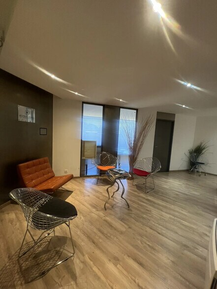 2000 Route Des Lucioles, Biot for sale - Lobby - Image 1 of 8