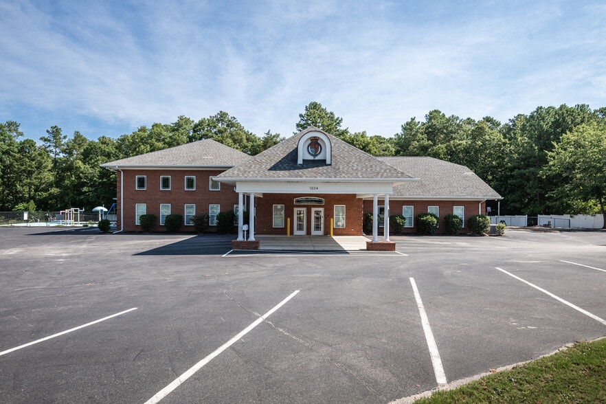 1224 Old Cherokee Rd, Lexington, SC for sale - Building Photo - Image 1 of 56