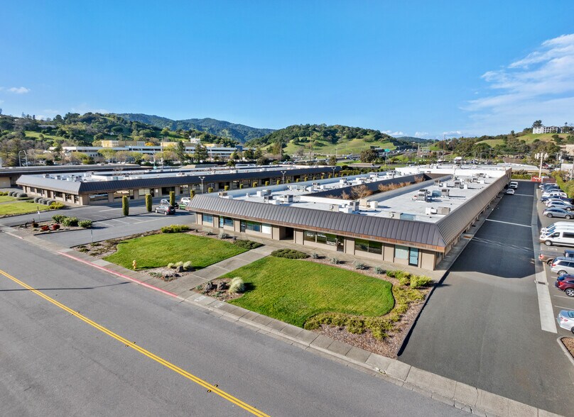 1-55 Mitchell Blvd, San Rafael, CA à vendre - Photo du bâtiment - Image 2 de 7