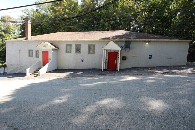 Plus de détails pour 700 E Main St, Monongahela, PA - Spécialité à vendre