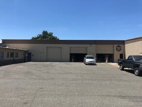 110 Flocchini Cir, Lincoln, CA for lease Interior Photo- Image 2 of 3