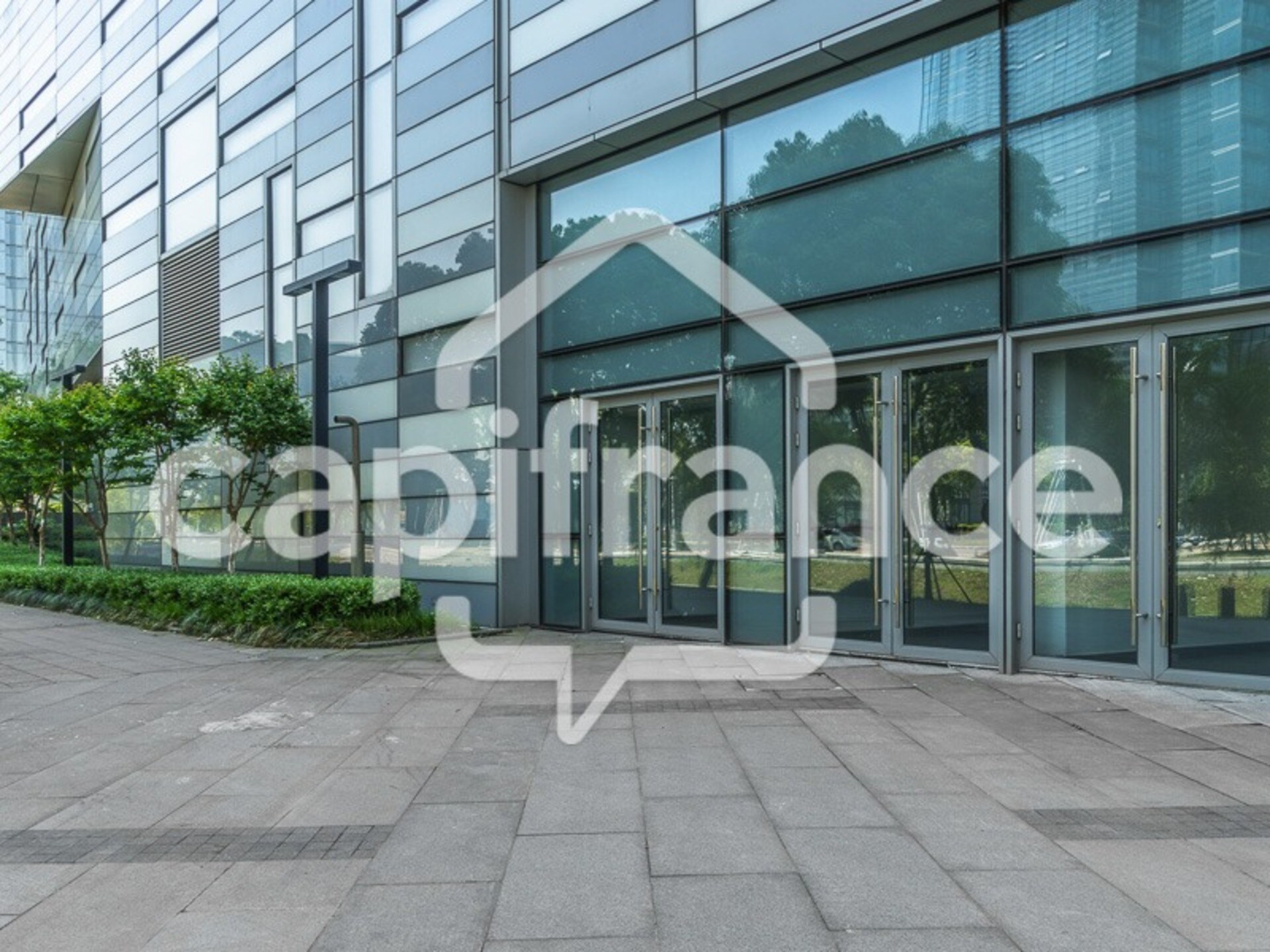 Retail in Saint Jean De Vedas for sale Building Photo- Image 1 of 2