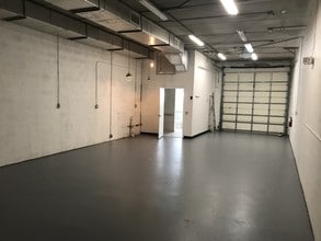 710-714 NE 1st Ave, Fort Lauderdale, FL for lease Interior Photo- Image 2 of 6