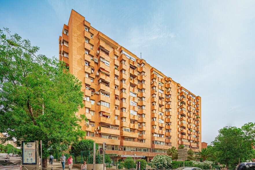 Calle de Lira, 1, Madrid, Madrid à vendre - Photo principale - Image 1 de 2