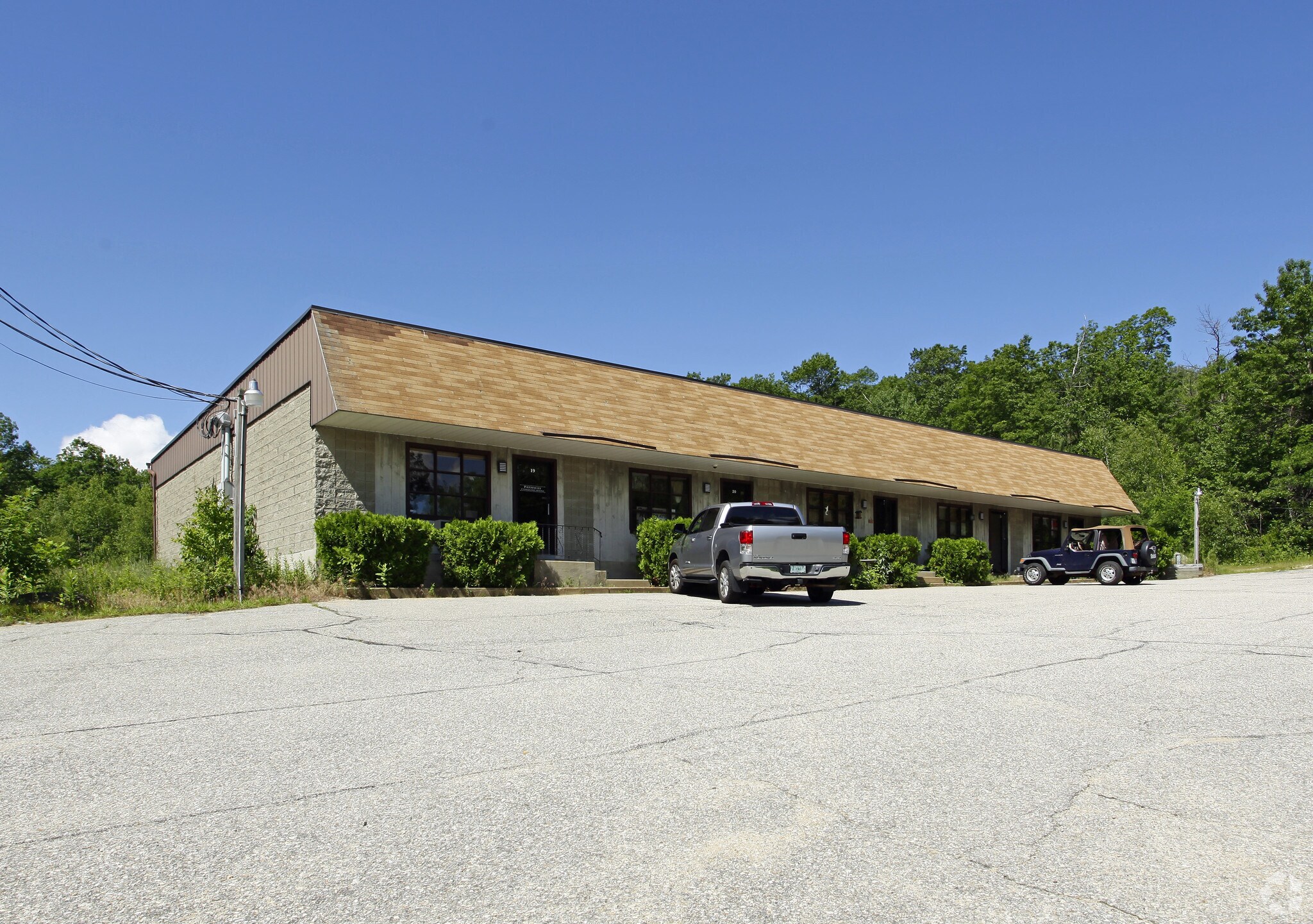 146 Londonderry Tpke, Hooksett, NH à vendre Photo principale- Image 1 de 4
