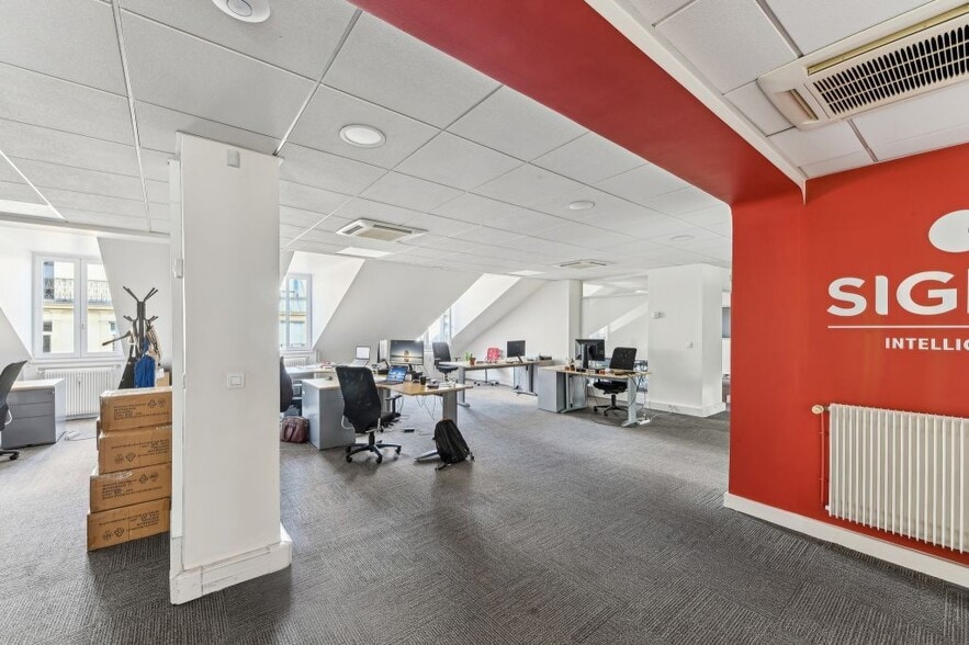47-49 Rue De La Chaussee D'Antin, Paris for lease - Interior Photo - Image 2 of 7