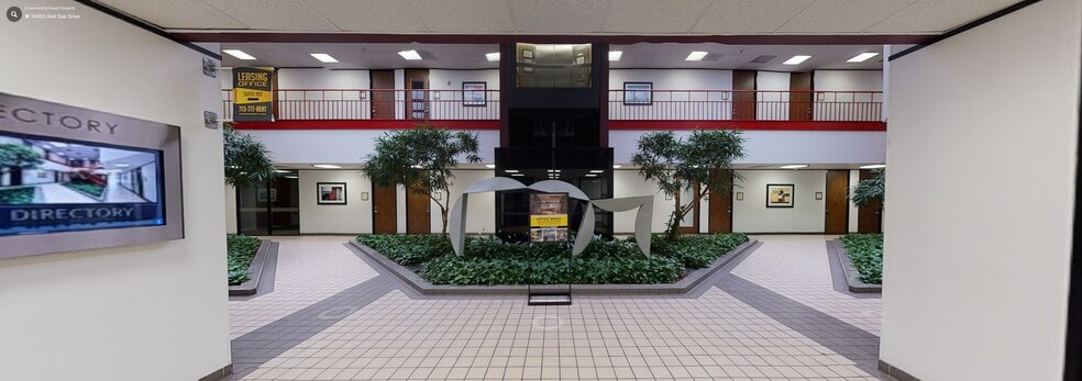 16903 Red Oak Dr, Houston, TX à louer - Numérisation 3D de Matterport - Image 2 de 10