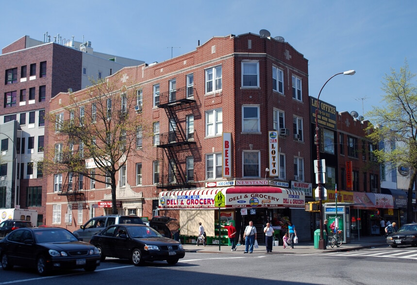 1932 Kings Hwy, Brooklyn, NY for lease - Primary Photo - Image 1 of 2