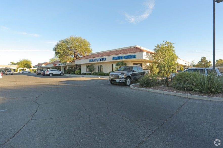 3663 E Sunset Rd, Las Vegas, NV for lease - Building Photo - Image 3 of 6