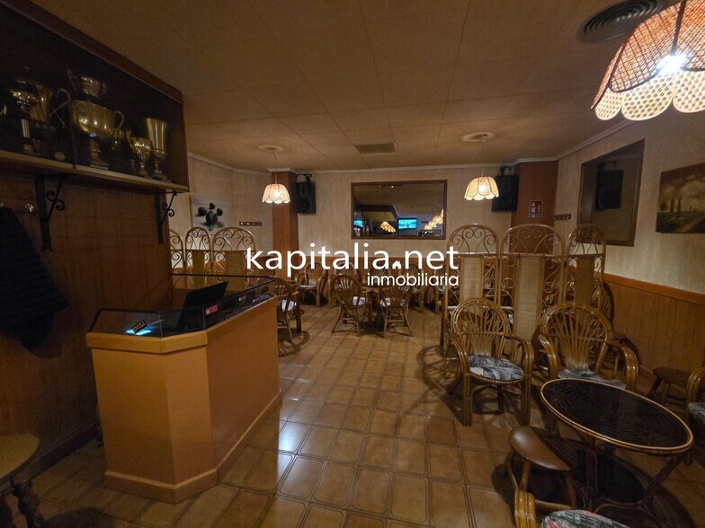 de Joan Xxiii, Ontinyent, Sant Rafael, 1, València, Valencia à vendre - Photo du bâtiment - Image 2 de 7